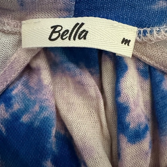 Abella Cream Asymmetrical Short Sleeve Tee - Picture 3 of 3